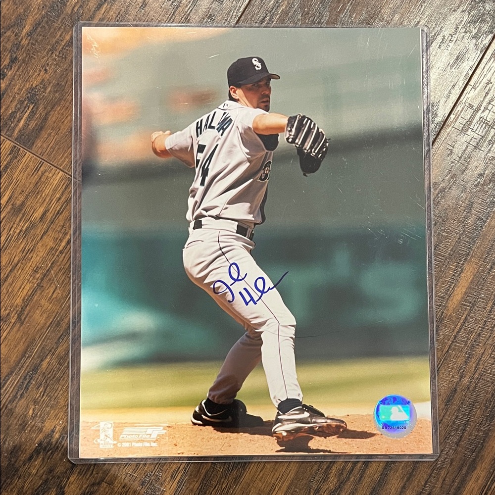 Seattle Mariners Pitcher Photo